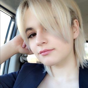 Meet your Posher, Yana